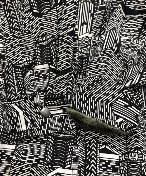 COMME des GARCONS HOMME DEUX（コムデギャルソン オム ドゥ）COMME des GARCONS HOMME DEUX (コムデギャルソン オム ドゥ) 総柄フーデッドジャケット ブラック サイズ:Mの古着・服飾アイテム