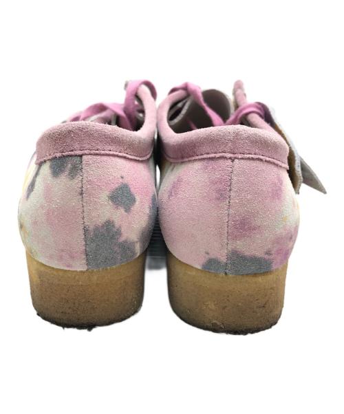 CLARKS（クラークス）CLARKS (クラークス) ワラビー ピンク サイズ:US7 1/2/UK5/EU38/23.5cmの古着・服飾アイテム