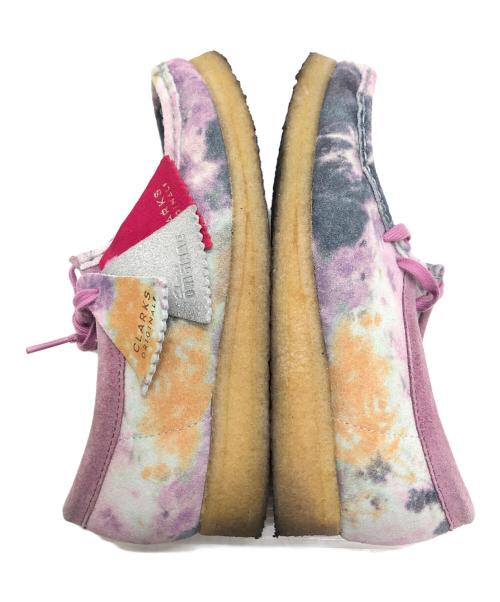 CLARKS（クラークス）CLARKS (クラークス) ワラビー ピンク サイズ:US7 1/2/UK5/EU38/23.5cmの古着・服飾アイテム