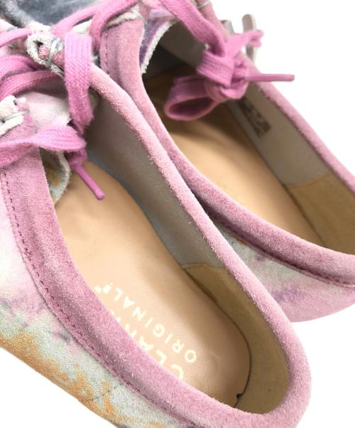 CLARKS（クラークス）CLARKS (クラークス) ワラビー ピンク サイズ:US7 1/2/UK5/EU38/23.5cmの古着・服飾アイテム