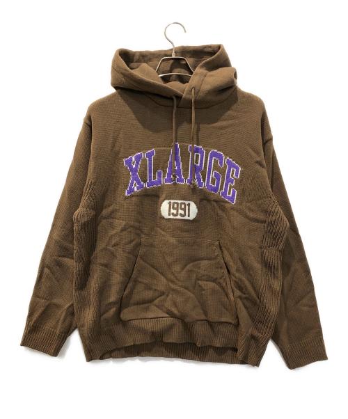 X-LARGE（エクストララージ）X-LARGE (エクストララージ) カレッジロゴニットプルオーバーフーディー ブラウン サイズ:Mの古着・服飾アイテム