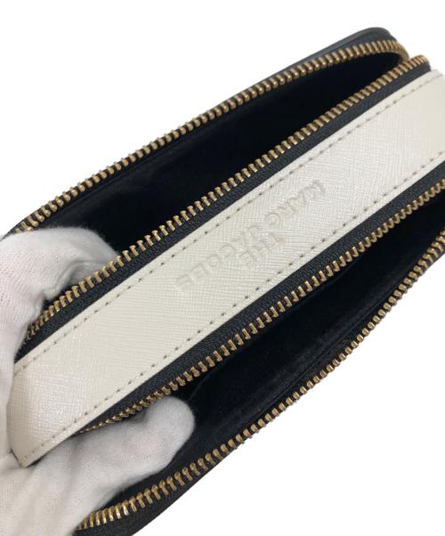 MARC JACOBS（マークジェイコブズ）MARC JACOBS (マークジェイコブズ) THE SNAPSHOT COLORBROCKED ブラウンの古着・服飾アイテム