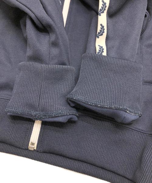 FRED PERRY（フレッドペリー）FRED PERRY (フレッドペリー) ロゴトラックジャケット ネイビー サイズ:Sの古着・服飾アイテム