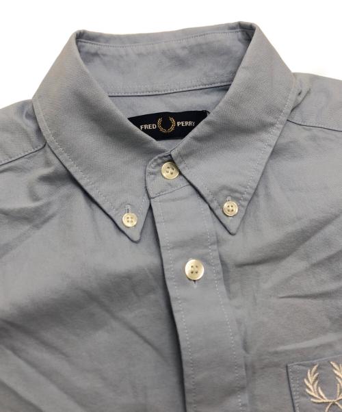 FRED PERRY（フレッドペリー）FRED PERRY (フレッドペリー) 半袖シャツ ブルー サイズ:S 未使用品の古着・服飾アイテム