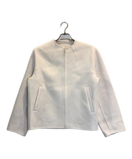 23区（ニジュウサンク）23区 (ニジュウサンク) ウールリバーショートブルゾン ホワイト サイズ:38の古着・服飾アイテム