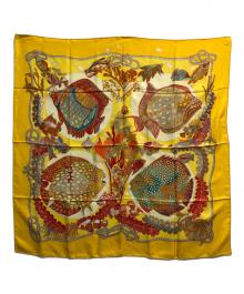 HERMES（エルメス）の古着「深海 カレ90 GRANDS FONDS」｜イエロー