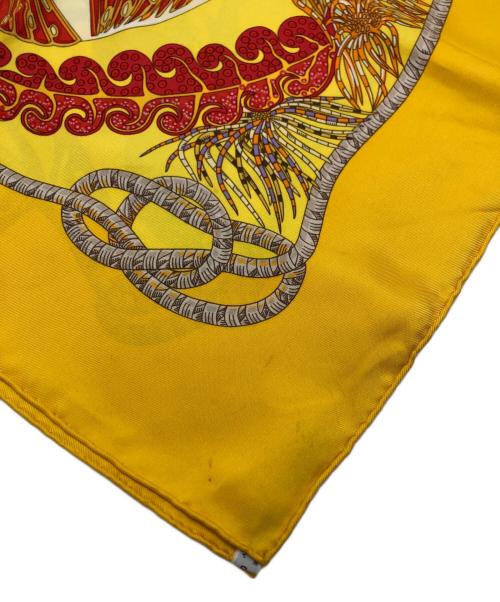 HERMES（エルメス）HERMES (エルメス) 深海 カレ90 GRANDS FONDS イエローの古着・服飾アイテム