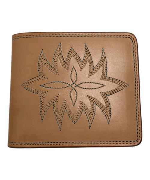 KC's LEATHER CRAFT（ケーシーズ）KC's LEATHER CRAFT (ケーシーズ) 2つ折り財布 ベージュの古着・服飾アイテム