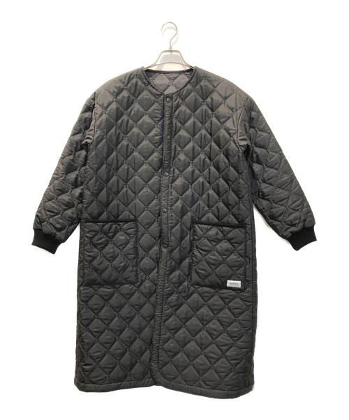 ARMEN（アーメン）ARMEN (アーメン) オーバーサイズノーカラーキルティングコート ブラック サイズ:表記なしの古着・服飾アイテム