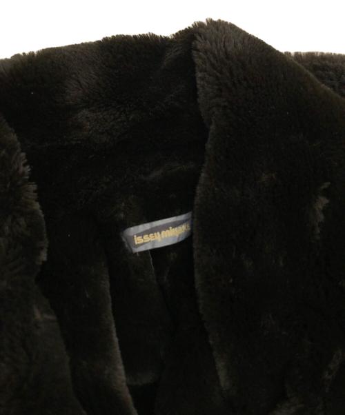 ISSEY MIYAKE（イッセイミヤケ）ISSEY MIYAKE (イッセイミヤケ) フェイクファージャケット グレー サイズ:Mの古着・服飾アイテム