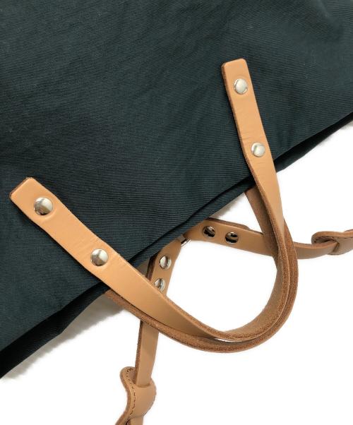 豊岡鞄（トヨオカカバン）豊岡鞄 (トヨオカカバン) TUTUMU (ツツム) TUTUMU books グリーンの古着・服飾アイテム