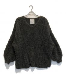 BEARDSLEY（ビアズリー）の古着「フェザーヤーンケーブルニット」｜ブラック