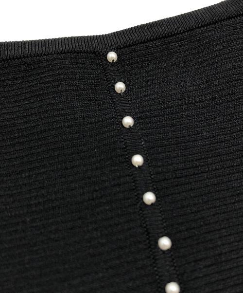 BEARDSLEY（ビアズリー）BEARDSLEY (ビアズリー) 後ろパールニット ブラック サイズ:Freeの古着・服飾アイテム