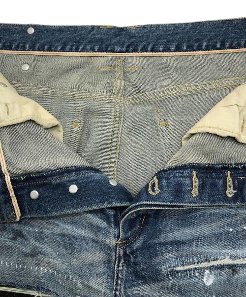 ISAMU KATAYAMA BACKLASH（イサムカタヤマ・バックラッシュ）ISAMU KATAYAMA BACKLASH (イサムカタヤマ・バックラッシュ) KOSUKE MATSUI デニムパンツ インディゴ サイズ:XL 未使用品の古着・服飾アイテム