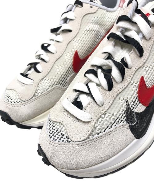 NIKE（ナイキ）NIKE (ナイキ) sacai (サカイ) Vapor Waffle アイボリー サイズ:US9.5/UK8.5/EUR43/CM27.5 未使用品の古着・服飾アイテム