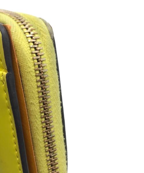 TOD'S（トッズ）TOD'S (トッズ) 二つ折り長財布 グリーンの古着・服飾アイテム