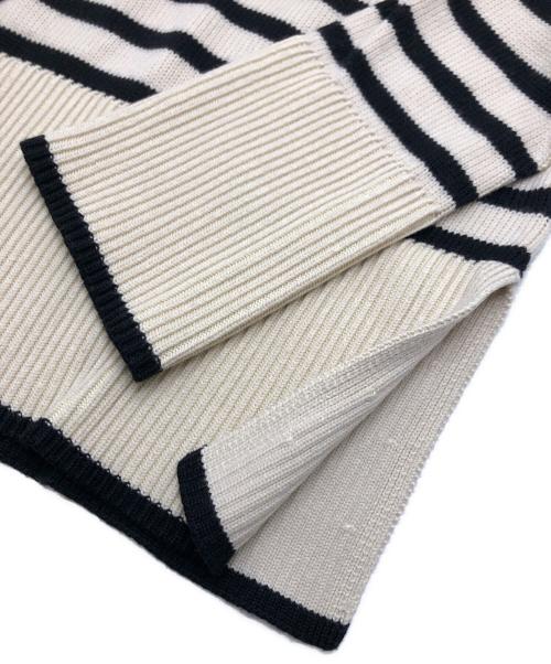 toteme（トーテム）toteme (トーテム) SIGUNATURE STRIPED TURTLENECK アイボリー サイズ:XSの古着・服飾アイテム