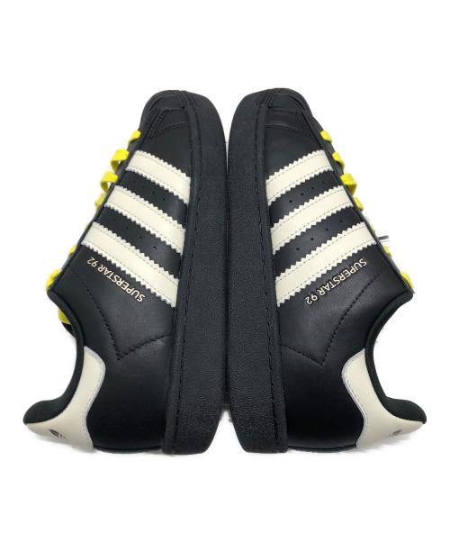 adidas Originals（アディダスオリジナル）adidas Originals (アディダスオリジナル) Pharrell Williams (ファレルウィリアムス) Superstar 92 ブラック サイズ:US9/UK8 1/2/EUR42 2/3/CM27.0の古着・服飾アイテム