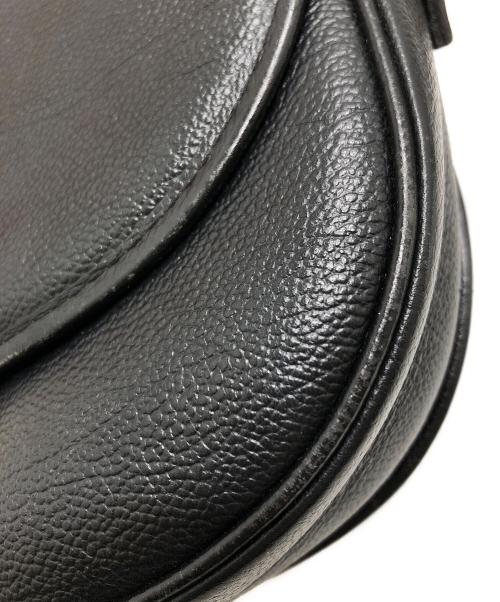 Yves Saint Laurent（イヴサンローラン）Yves Saint Laurent (イヴサンローラン) BIGロゴショルダーバッグ ブラックの古着・服飾アイテム