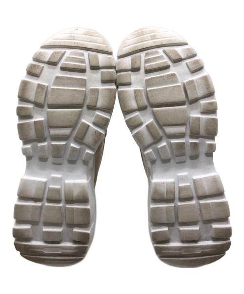 AKIKOAOKI（アキコアオキ）AKIKOAOKI (アキコアオキ) THREETREASURES (スリートレジャーズ) ローファー ベージュ サイズ:US7/UK4.5/EU38/CM24の古着・服飾アイテム