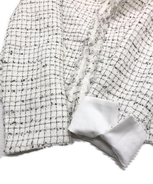 ANAYI（アナイ）ANAYI (アナイ) ツイードノーカラージャケット ホワイト サイズ:38の古着・服飾アイテム