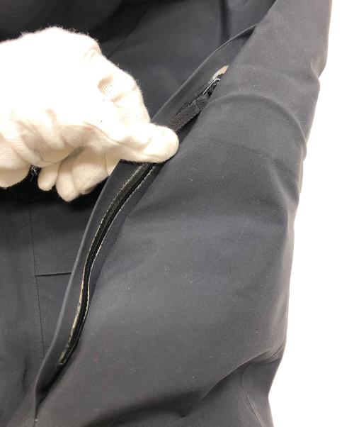 ARC'TERYX VEILANCE（アークテリクスヴェイランス）ARC'TERYX VEILANCE (アークテリクスヴェイランス) FIELD IS JACKET ブラック サイズ:Mの古着・服飾アイテム