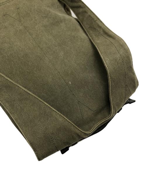 VALENTINO（ヴァレンティノ）VALENTINO (ヴァレンティノ) ロゴ バックパック カーキの古着・服飾アイテム