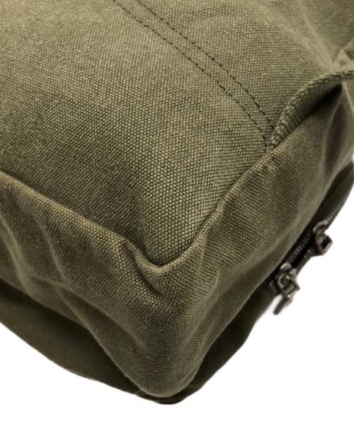 VALENTINO（ヴァレンティノ）VALENTINO (ヴァレンティノ) ロゴ バックパック カーキの古着・服飾アイテム