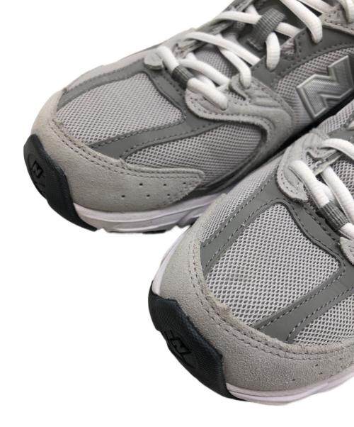 NEW BALANCE（ニューバランス）NEW BALANCE (ニューバランス) MR530 GRAY グレー サイズ:US7.5/UK7/EUR40.5/25.5cmの古着・服飾アイテム