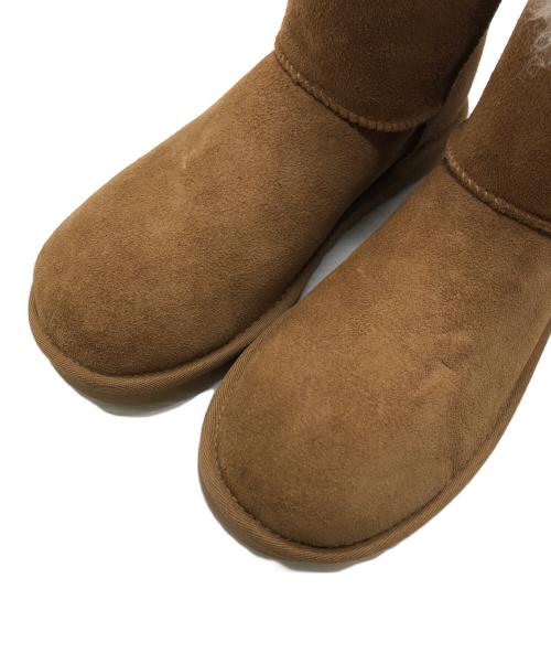 UGG（アグ）UGG (アグ) ムートンブーツ ベージュ サイズ:US8/UK6/EU39/CM25 未使用品の古着・服飾アイテム