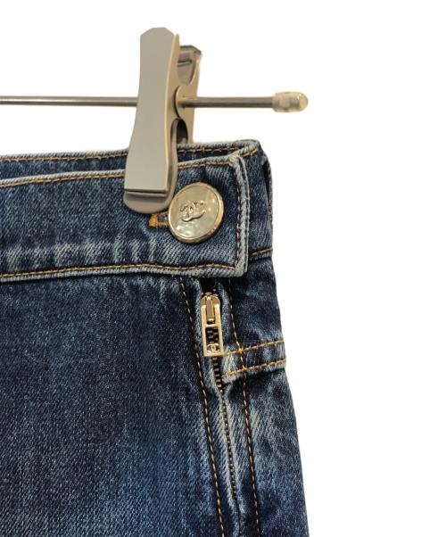 CHANEL（シャネル）CHANEL (シャネル) クロップドデニムパンツ インディゴ サイズ:34の古着・服飾アイテム