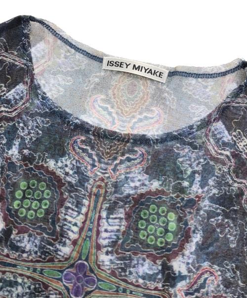 ISSEY MIYAKE（イッセイミヤケ）ISSEY MIYAKE (イッセイミヤケ) 総柄シアーカットソー ブルー サイズ:サイズ2の古着・服飾アイテム