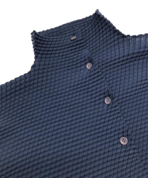 ISSEY MIYAKE（イッセイミヤケ）ISSEY MIYAKE (イッセイミヤケ) プリーツシャツ ネイビー サイズ:2の古着・服飾アイテム