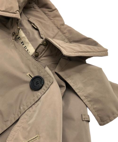 BURBERRY（バーバリー）BURBERRY (バーバリー) フード付き裏地ノヴァチェックトレンチコート ベージュ サイズ:42の古着・服飾アイテム