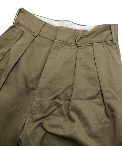 J.PRESS（ジェイプレス）J.PRESS (ジェイプレス) Dickies (ディッキーズ) タックワークパンツ ベージュ サイズ:0(71CM)の古着・服飾アイテム