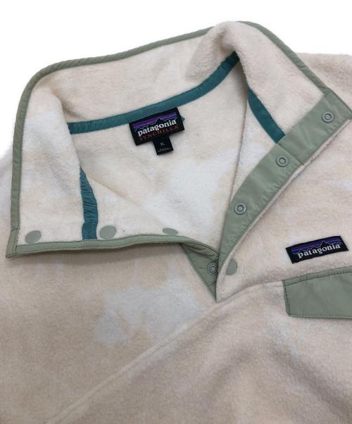 Patagonia（パタゴニア）Patagonia (パタゴニア) シンチラスナップ アイボリー サイズ:XLの古着・服飾アイテム
