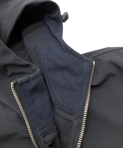 STONE ISLAND（ストーンアイランド）STONE ISLAND (ストーンアイランド) Soft Shell-R Hooded Jacket ブラック サイズ:XLの古着・服飾アイテム