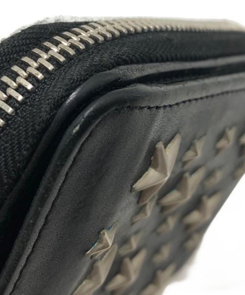 JIMMY CHOO（ジミーチュウ）JIMMY CHOO (ジミーチュウ) 2つ折り財布 ブラックの古着・服飾アイテム
