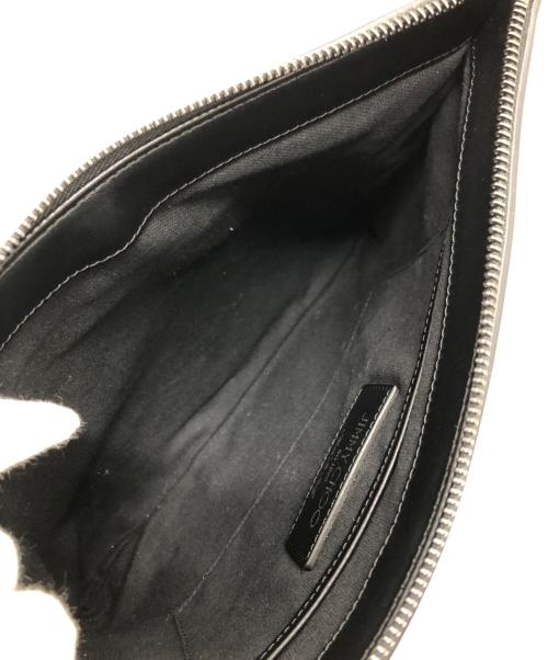 JIMMY CHOO（ジミーチュウ）JIMMY CHOO (ジミーチュウ) スタッズクラッチバッグ ブラックの古着・服飾アイテム