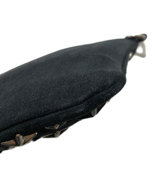 JIMMY CHOO（ジミーチュウ）JIMMY CHOO (ジミーチュウ) スタッズクラッチバッグ ブラックの古着・服飾アイテム