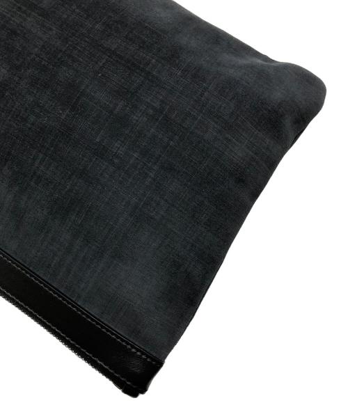 JIMMY CHOO（ジミーチュウ）JIMMY CHOO (ジミーチュウ) スタッズクラッチバッグ ブラックの古着・服飾アイテム