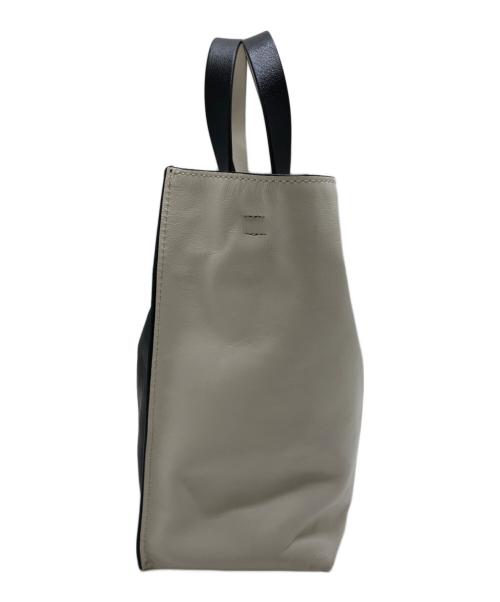 MARNI（マルニ）MARNI (マルニ) MUSEO SOFT ミニバッグ ホワイト×ブラックの古着・服飾アイテム