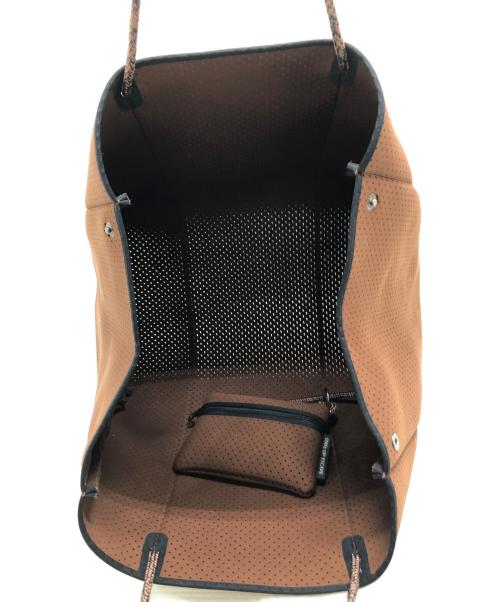 STATE OF ESCAPE（ステイトオブエスケープ）STATE OF ESCAPE (ステイトオブエスケープ) ネオプレーンボンディングトートバッグ ブラウンの古着・服飾アイテム