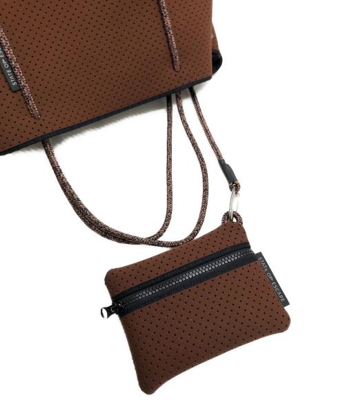 STATE OF ESCAPE（ステイトオブエスケープ）STATE OF ESCAPE (ステイトオブエスケープ) ネオプレーンボンディングトートバッグ ブラウンの古着・服飾アイテム