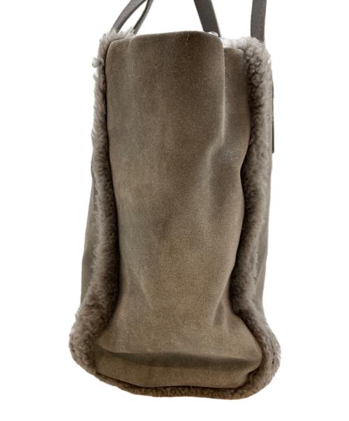 UGG（アグ）UGG (アグ) スウェードムートンバッグ グレーの古着・服飾アイテム