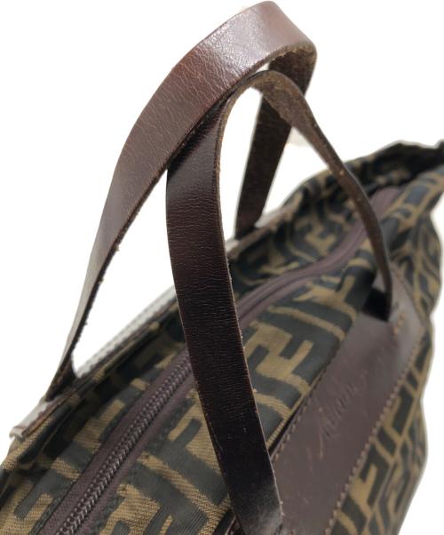 FENDI（フェンディ）FENDI (フェンディ) ズッカ柄バッグ ブラウンの古着・服飾アイテム