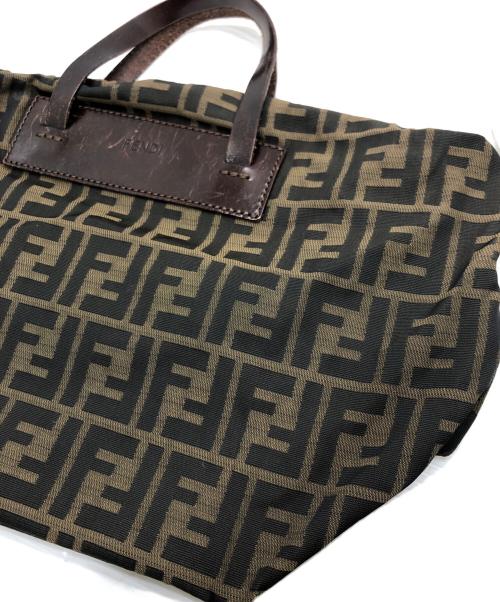 FENDI（フェンディ）FENDI (フェンディ) ズッカ柄バッグ ブラウンの古着・服飾アイテム