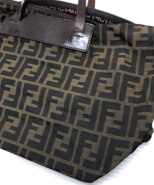 FENDI（フェンディ）FENDI (フェンディ) ズッカ柄バッグ ブラウンの古着・服飾アイテム