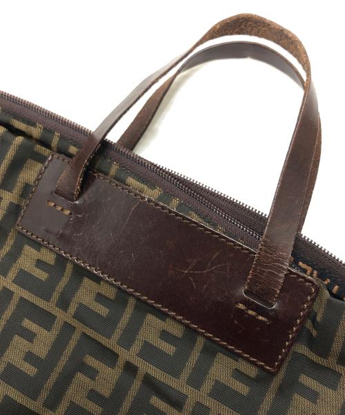 FENDI（フェンディ）FENDI (フェンディ) ズッカ柄バッグ ブラウンの古着・服飾アイテム