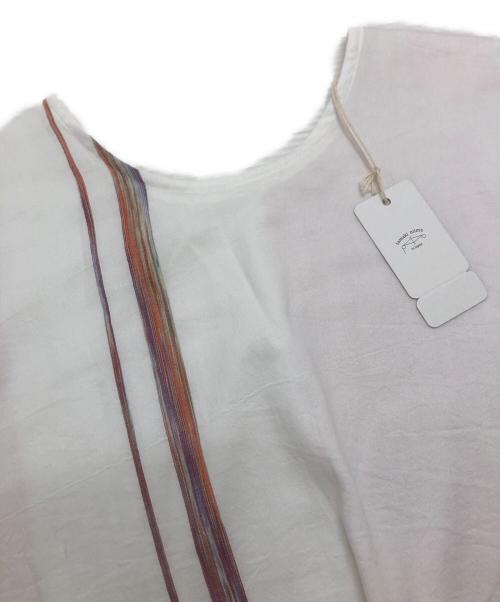 tamaki niime（タマキ ニイメ）tamaki niime (タマキ ニイメ) フレンチスリーブワンピース ホワイト サイズ:表記なし 未使用品の古着・服飾アイテム